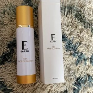 E Earth gel face cleanser